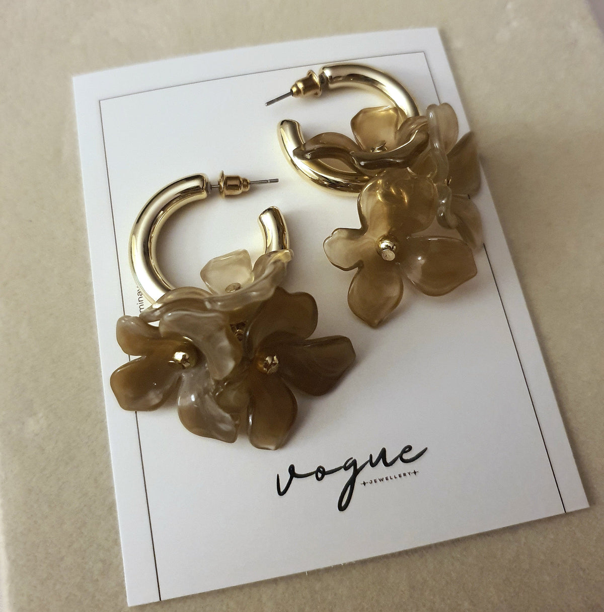 FLORAL HOOPS